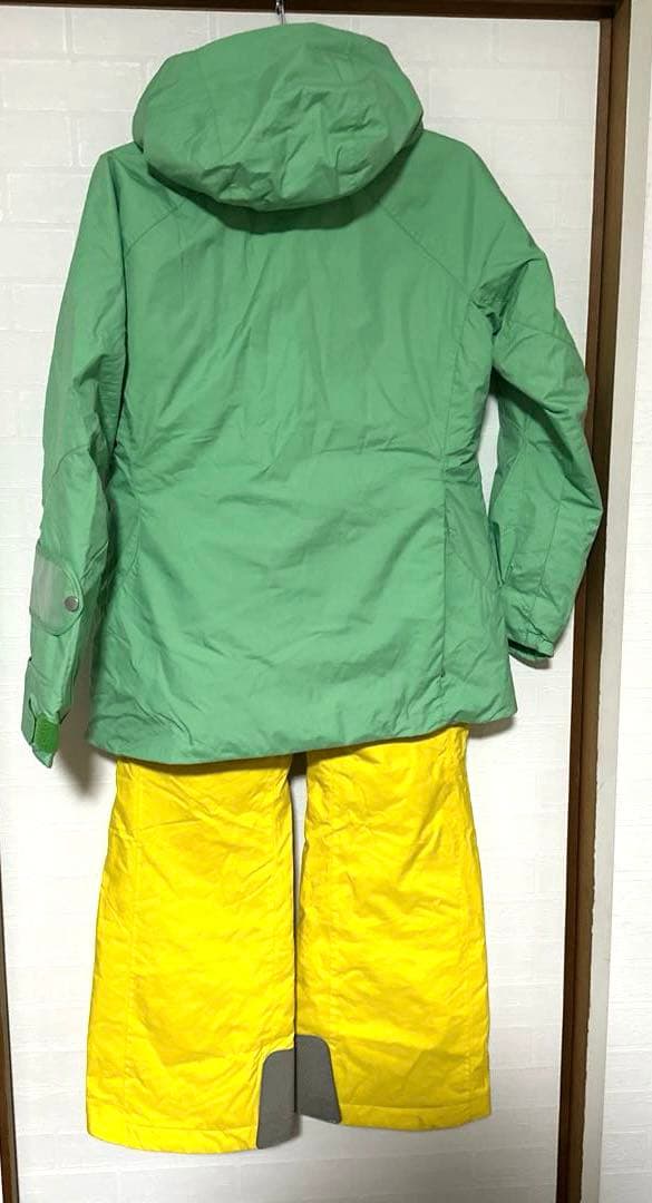 新品 タグ付 デサント スキーウェア スノボウェア ヒートナビ 上下セット L