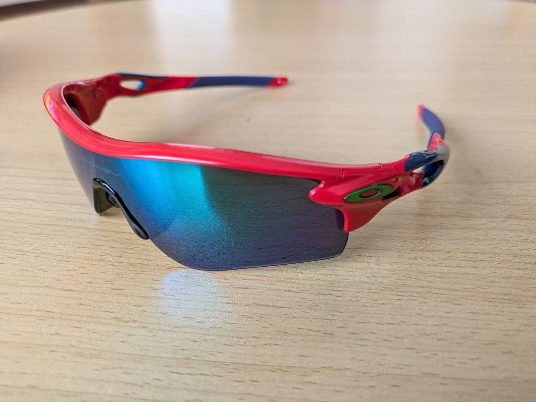 Oakley レーダーロック 広島東洋カープコラボ