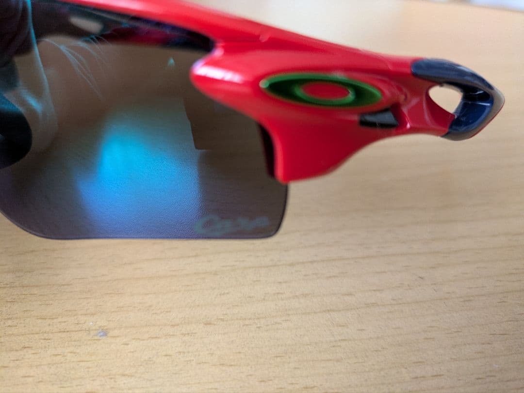 Oakley レーダーロック 広島東洋カープコラボ
