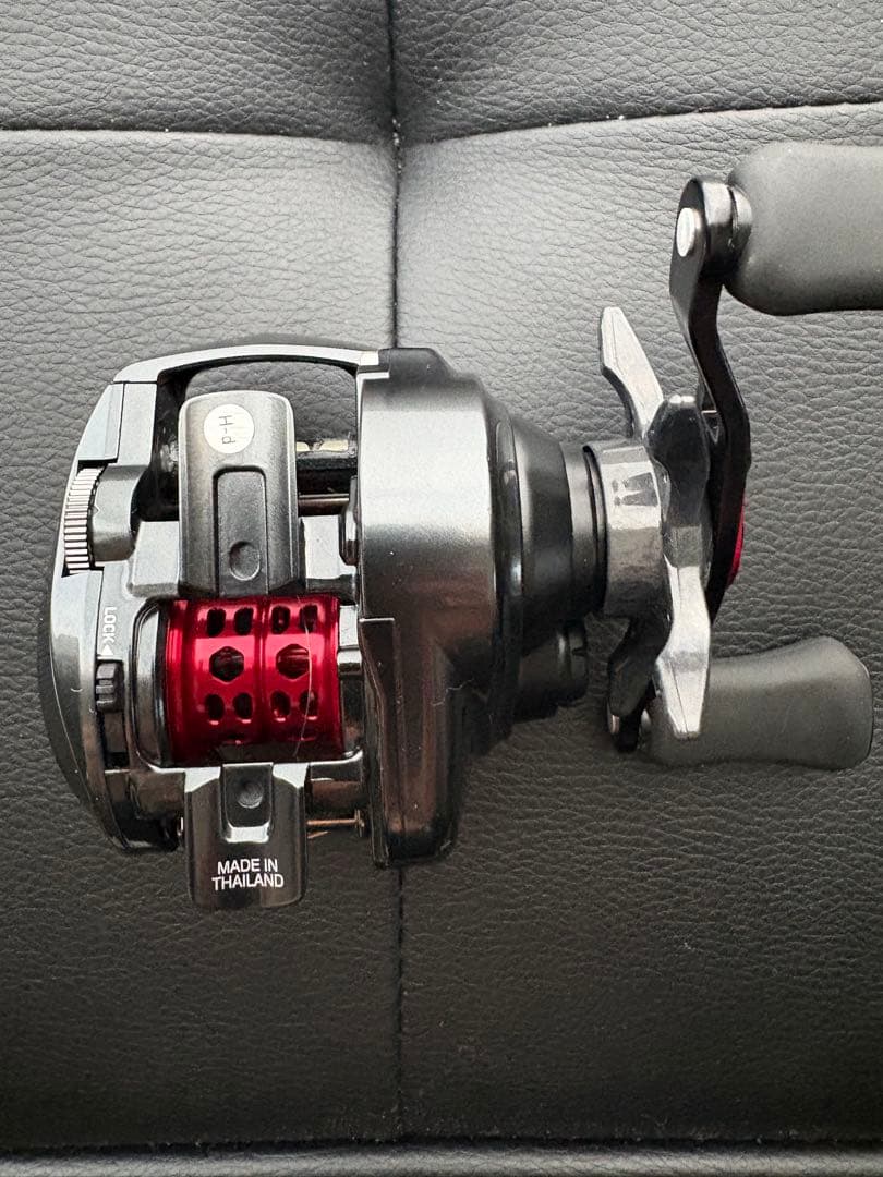 ほぼ新品！　ALPHAS AIR TW 8.6L