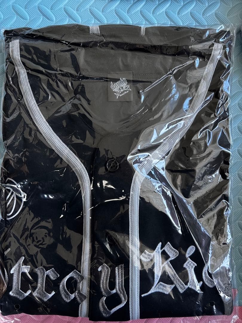 【匿名配送】【新品】Stray Kids ユニフォームシャツ　Hyunjin