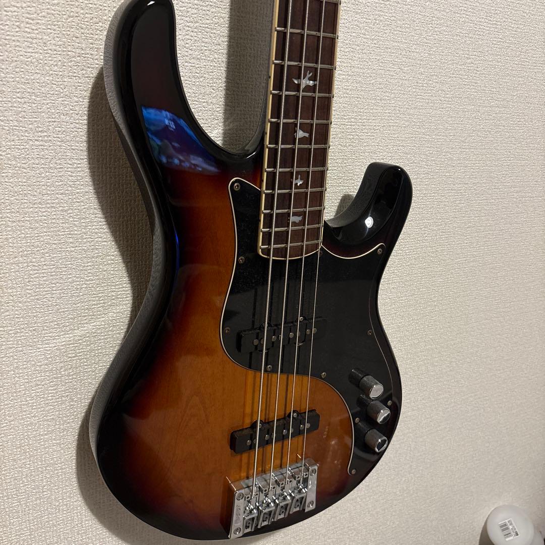 PRS SE ベース　純正ソフトケース付き
