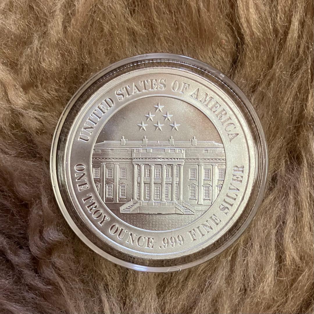 トランプ大統領 肖像 1オンス 銀貨 999 新品 未開封 限定