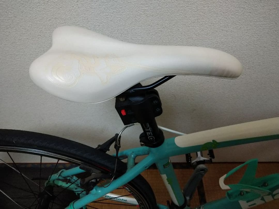 Bianchi Camaleonte Sport クロスバイク【引取歓迎】