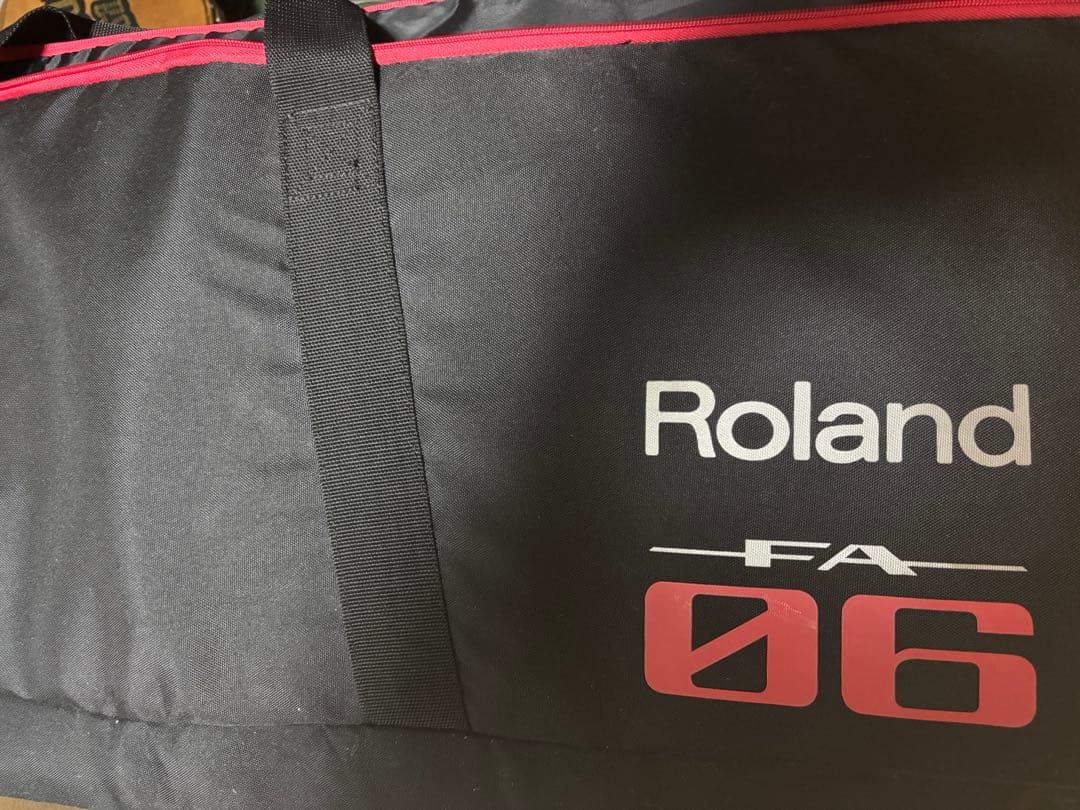 J*Q様 動作不良あり Roland FA-06 純正ソフトケース付