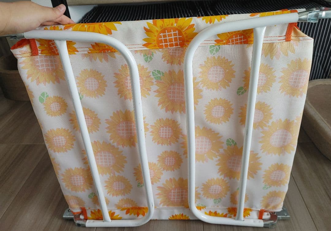 ビーチベッド【折り畳み】サンリオ　ハローキティ　可愛い　夏　アウトドア　海