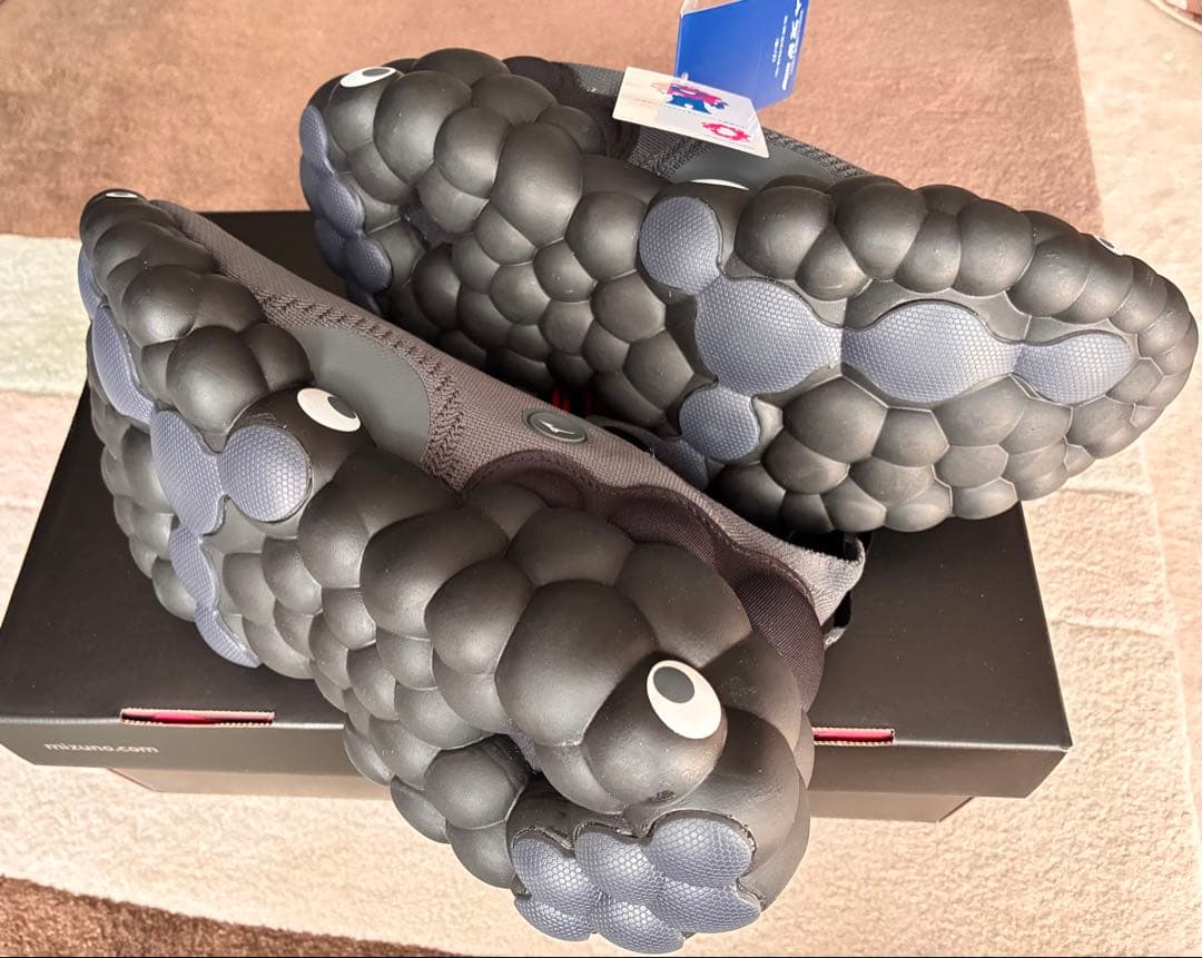 【大阪・関西万博】 ミズノ ミャクミャク シューズ ブラック28㌢