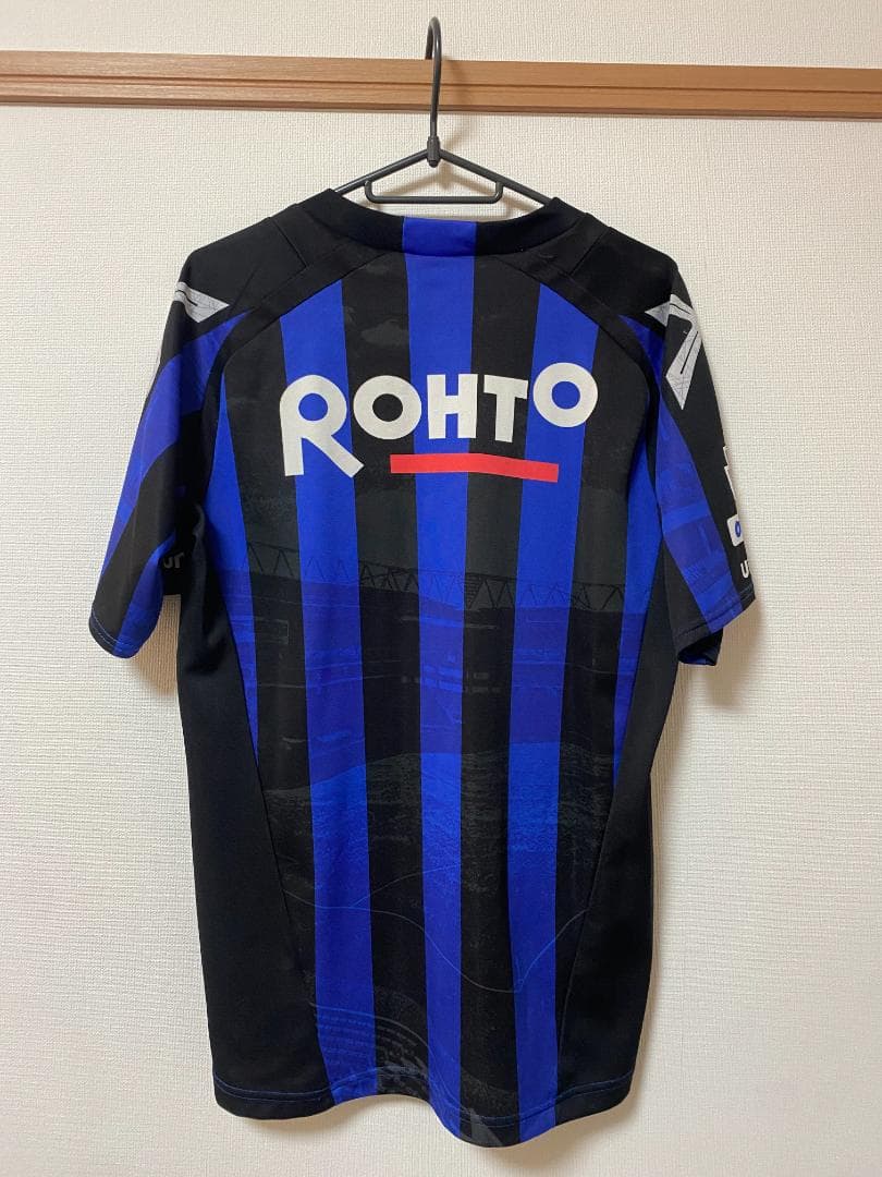 サッカーレプリカユニフォーム　Mサイズ