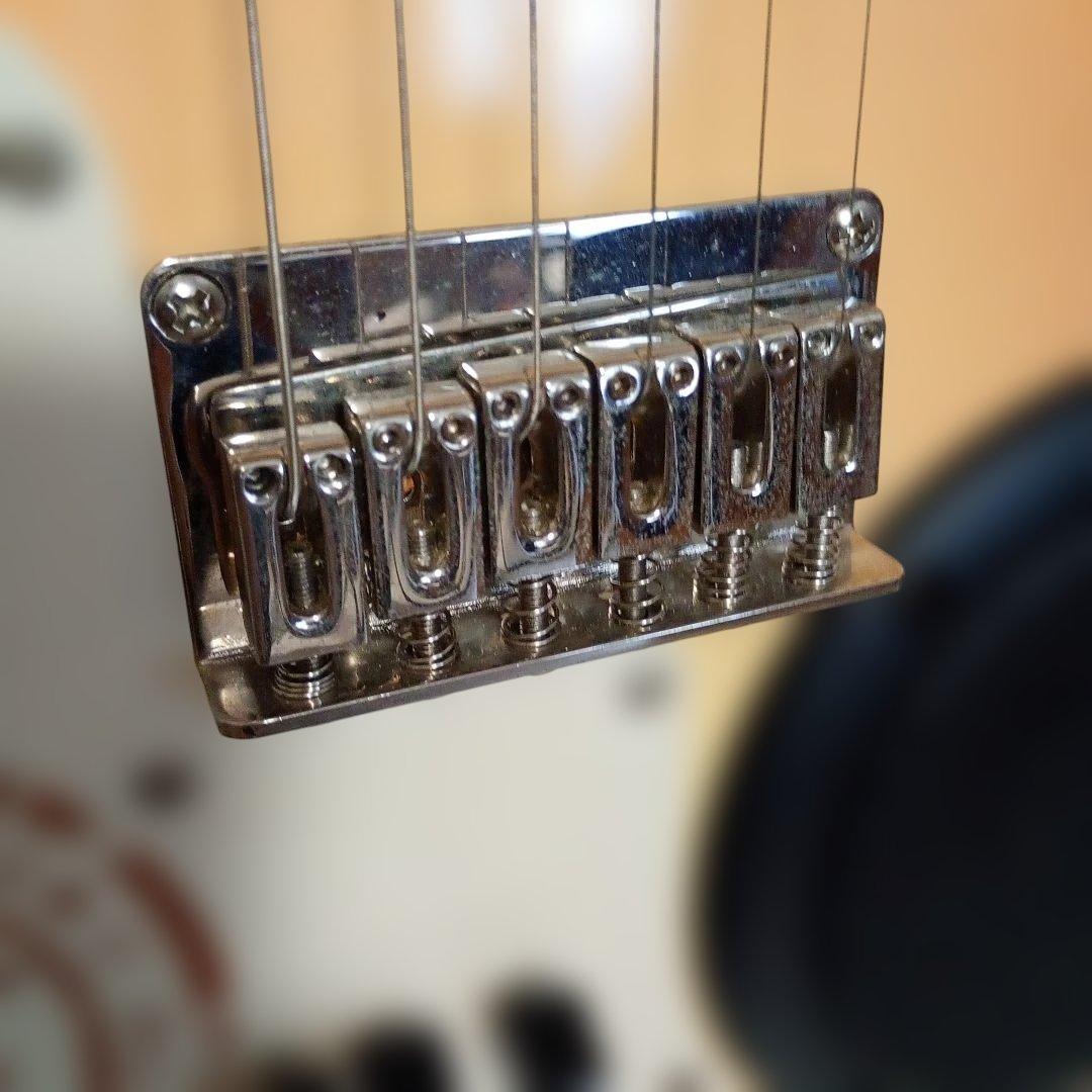 【週末値下】EKION 内蔵スピーカー付きエレキギター（エレアコ）　ジャンク