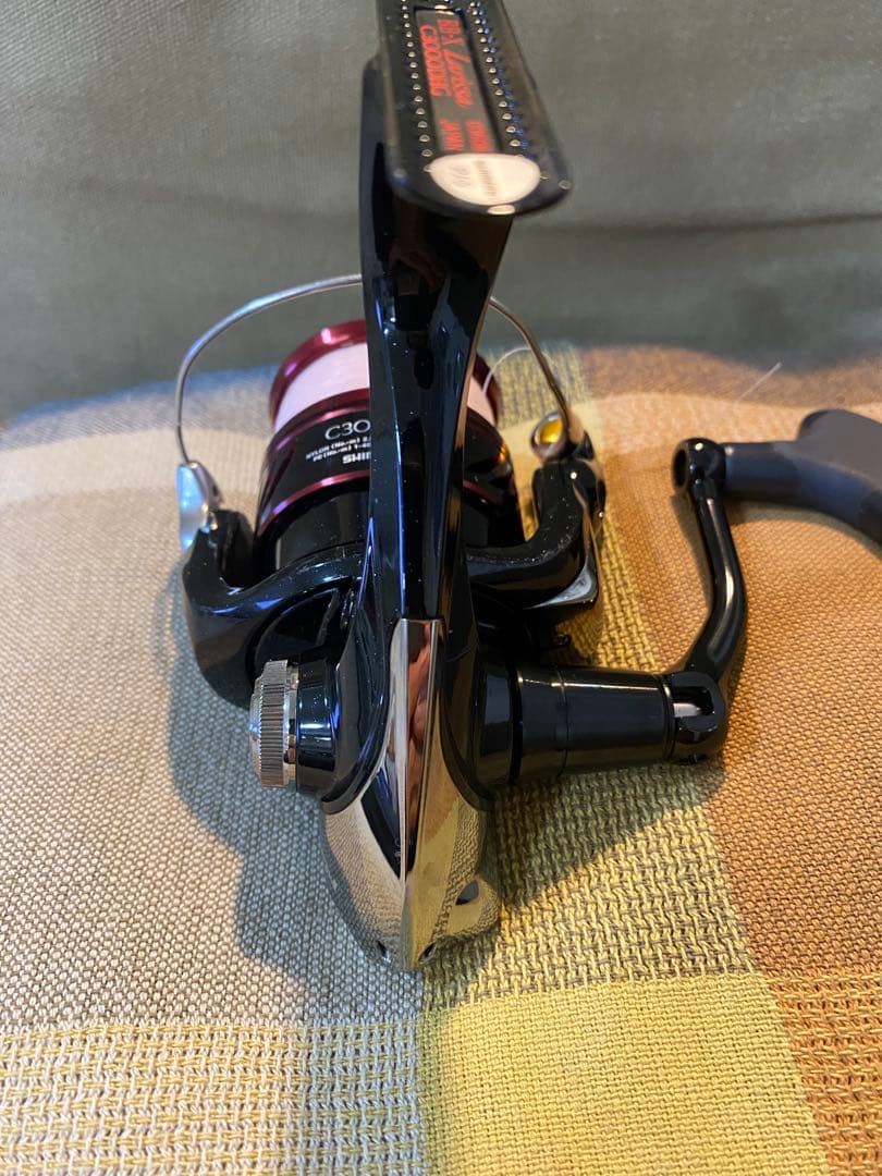 BB-X Larissa C3000DHG スピニングリール