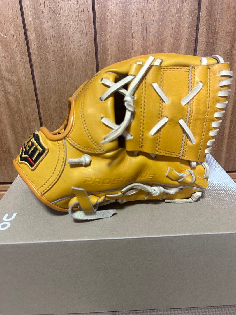 ZETTプロステイタス　二塁手、遊撃手用　硬式グローブ