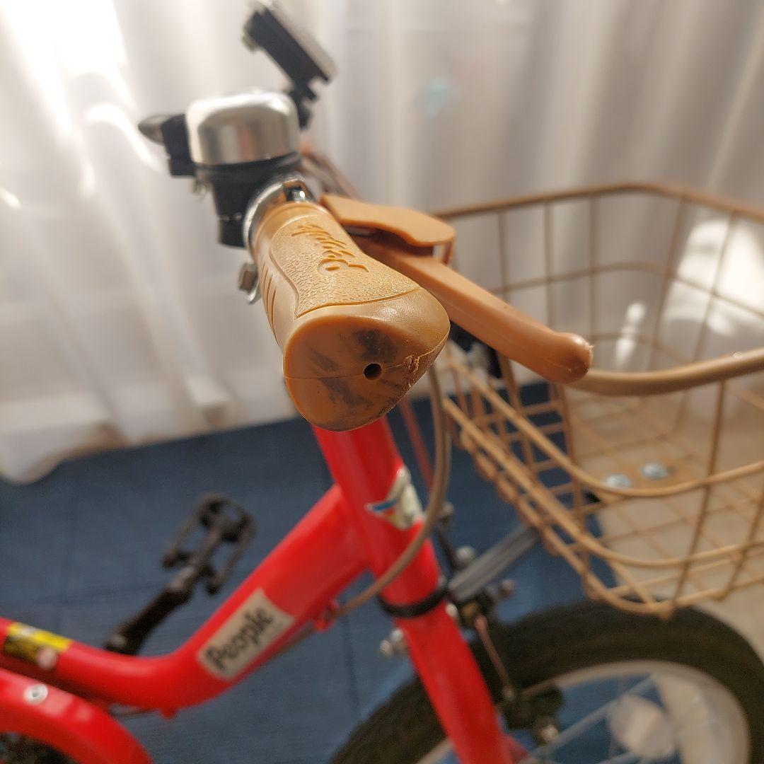 ピープル子供用自転車 16インチレッド、ベージュバスケット付き