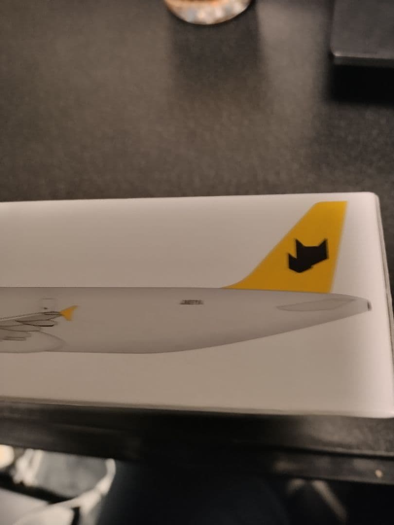 ヤマト運輸 航空機モデル 1/400 スタンド付き　非売品