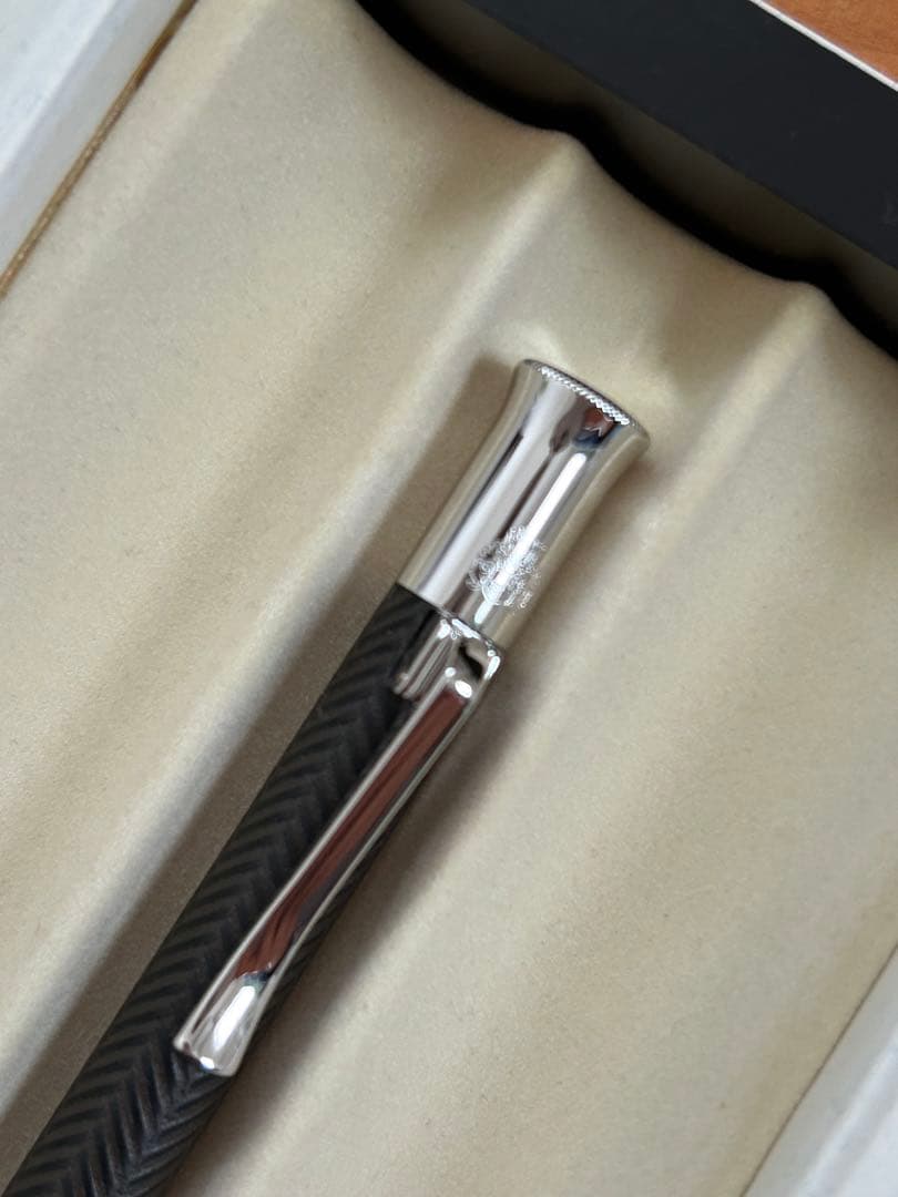 【送料込み・新品未使用】Graf von Faber-Castell ボールペン