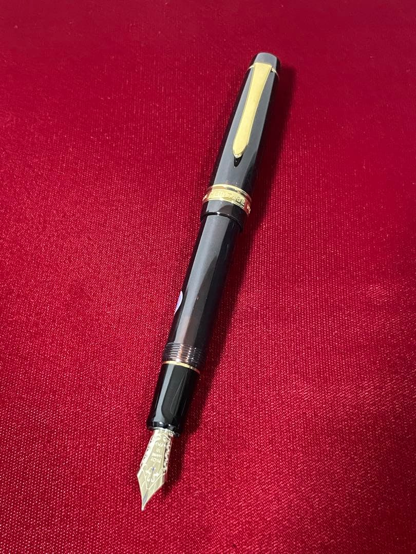 新品未使用　カスタム会限定　カスタムヘリテイジ912 ネオクラシック　パイロット