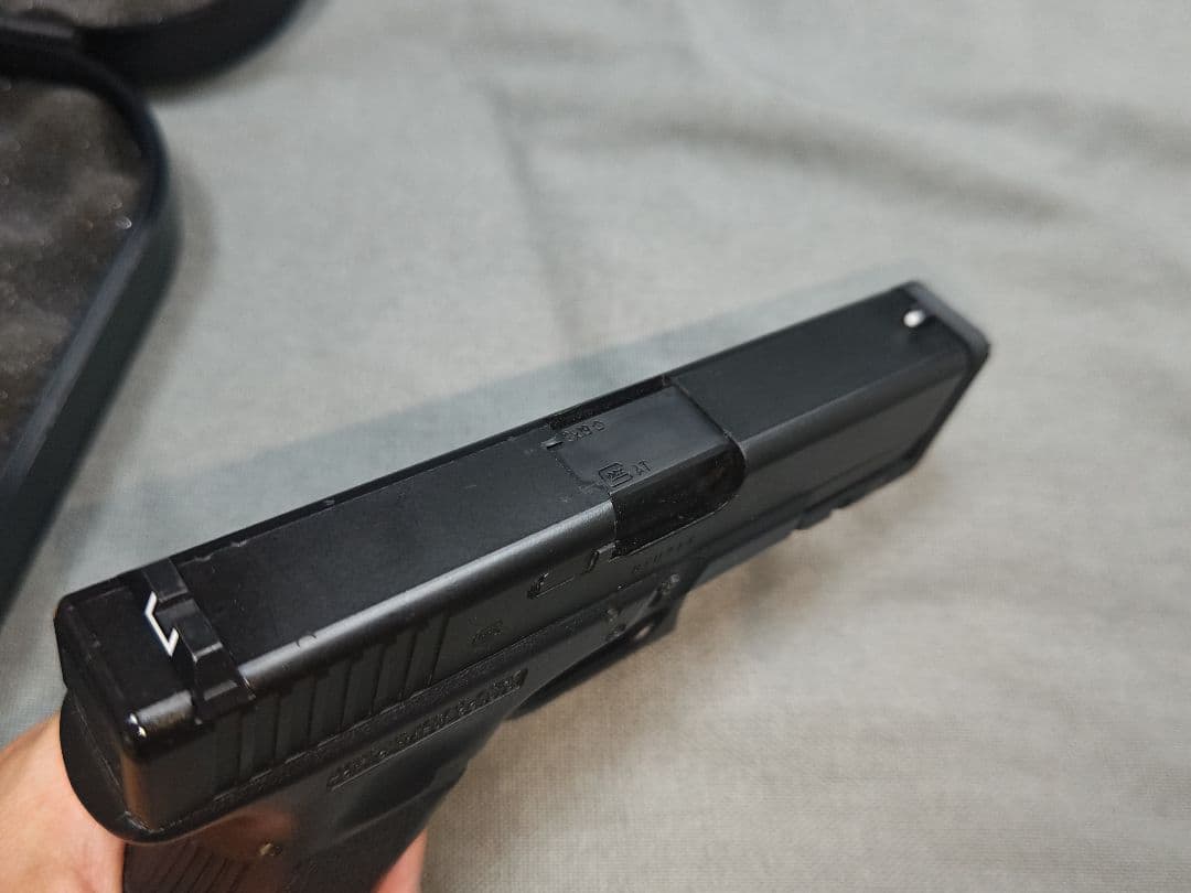 東京マルイ　GBB グロック 19 STANDOFFカスタム　ガンケース付き