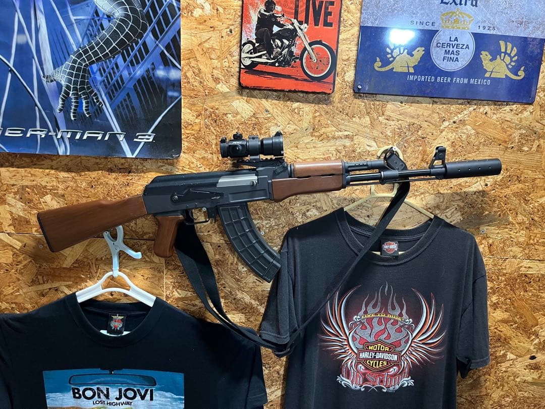 東京マルイ電動エアガン　AK47 セミ・フルオート　バッテリー付属　おまけあり