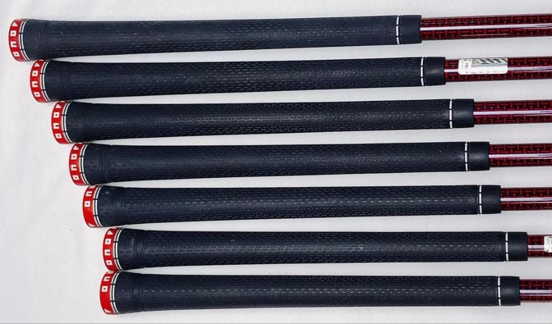 豪華7本！ ONOFF AKA 2020 アイアンセット オノフ ゴルフクラブ