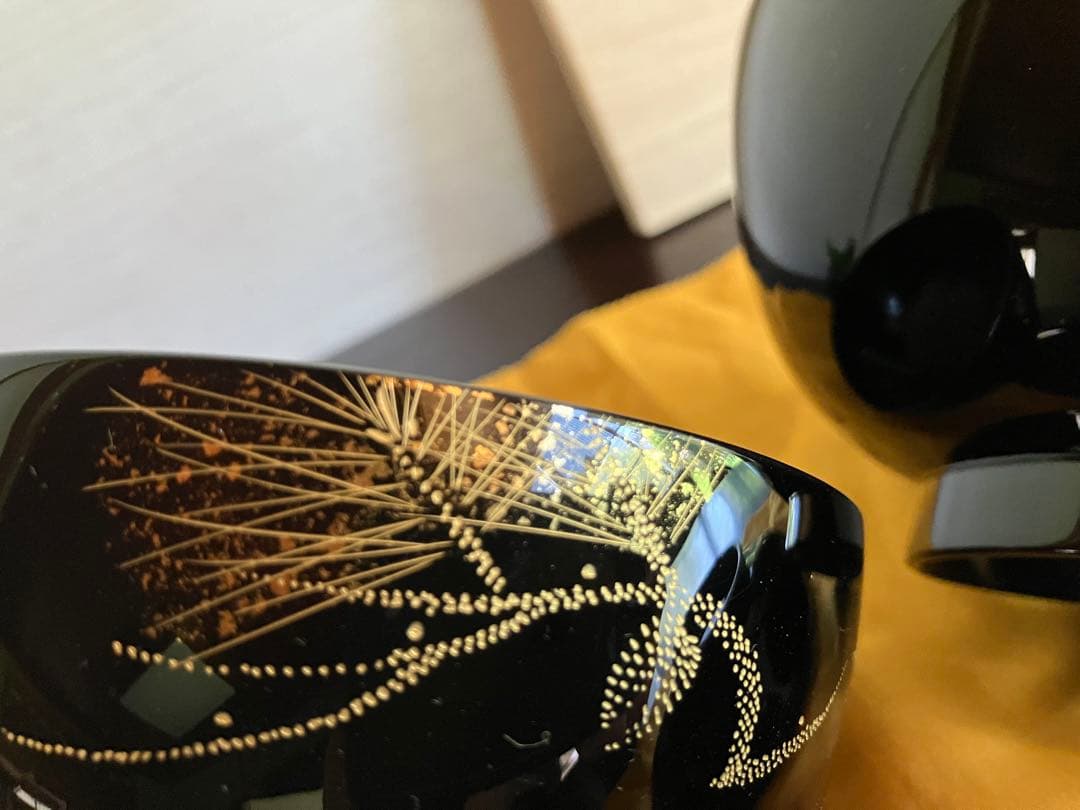 輪島塗　沈金　夫婦吸物椀　夫婦椀　蓋付お椀　お椀　２客　松に松笠