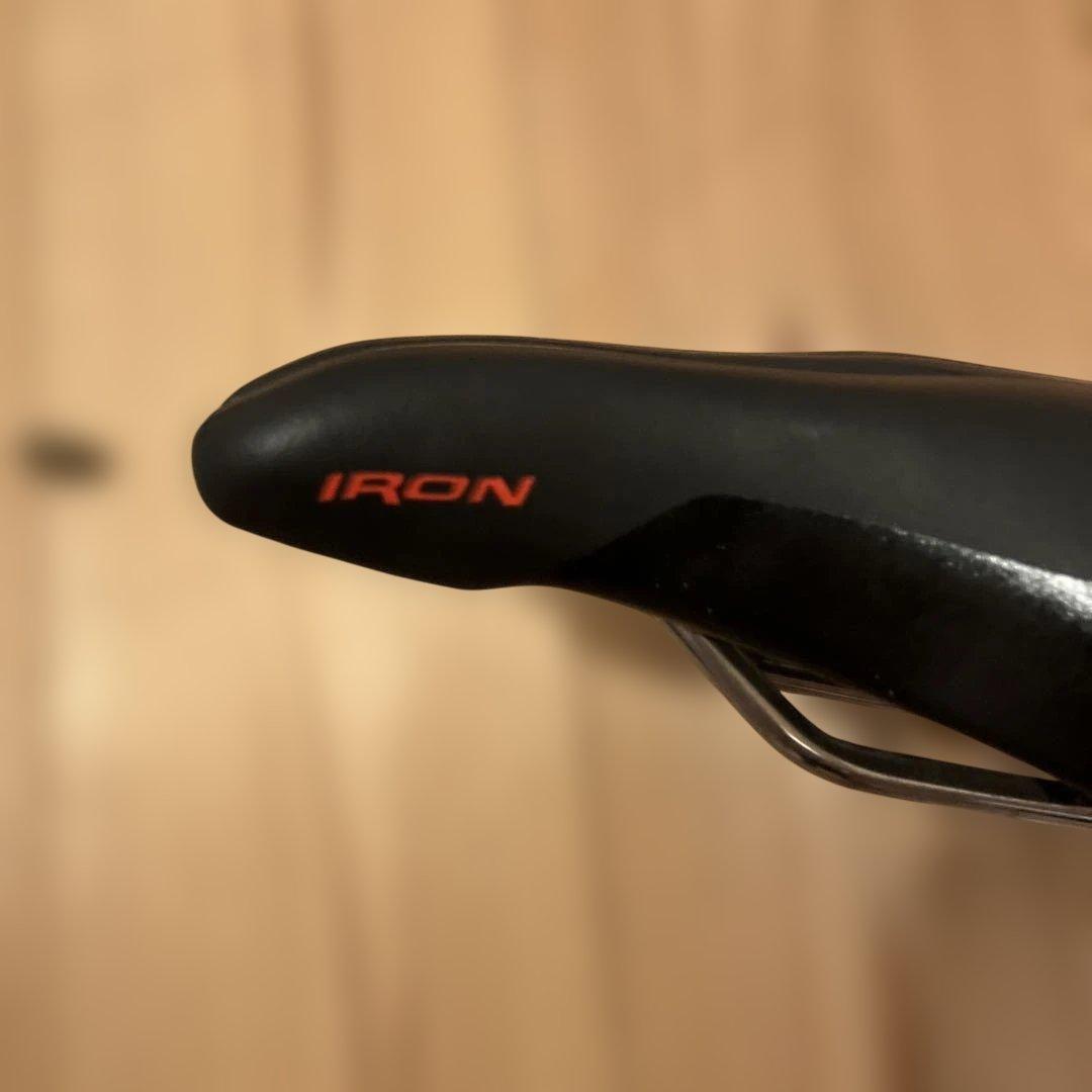 Selle Italia ironサドル　vision ttハンドル セット