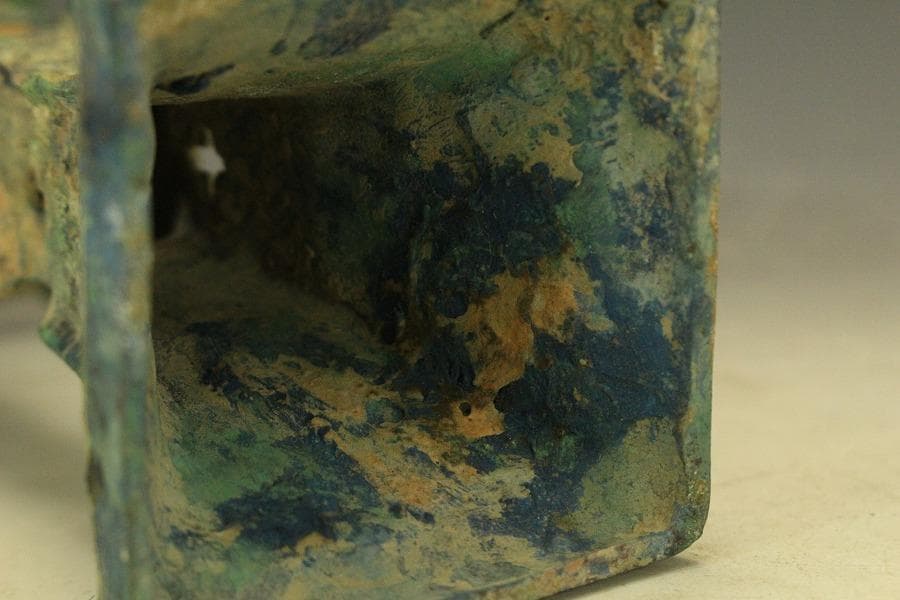 中国美術 青銅 饕餮紋 四方 尊瓶(HA508)