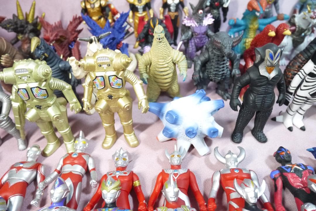 ウルトラヒーローシリーズ500　ウルトラ怪獣シリーズ500　ソフビ　106体