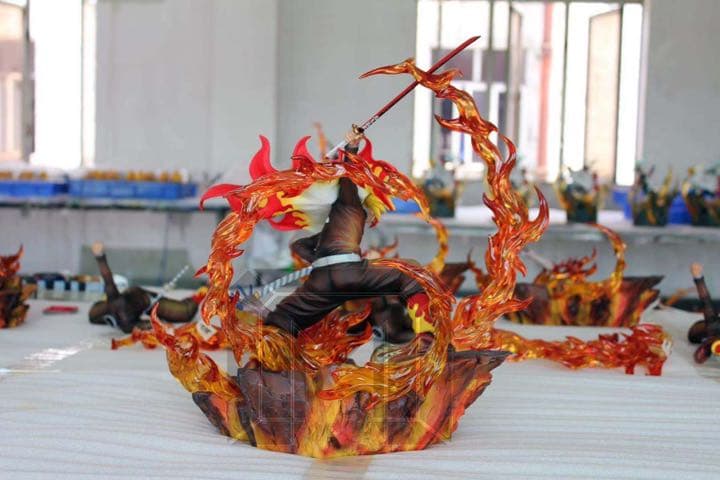 人気　鬼滅の刃　フィギュア　殿堂スタジオ　炎柱　劇場版　煉獄杏寿郎　　海外限定