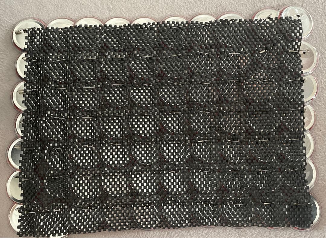 坂田 カモフラ 缶バッジ ハロパ