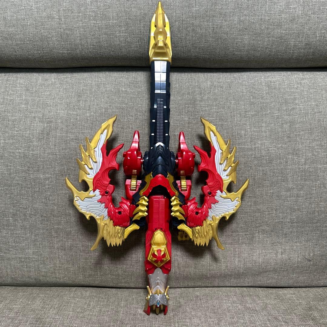 ウルトラマンオメガ　DXレキネス　トライガロン　ヴァルジェネス