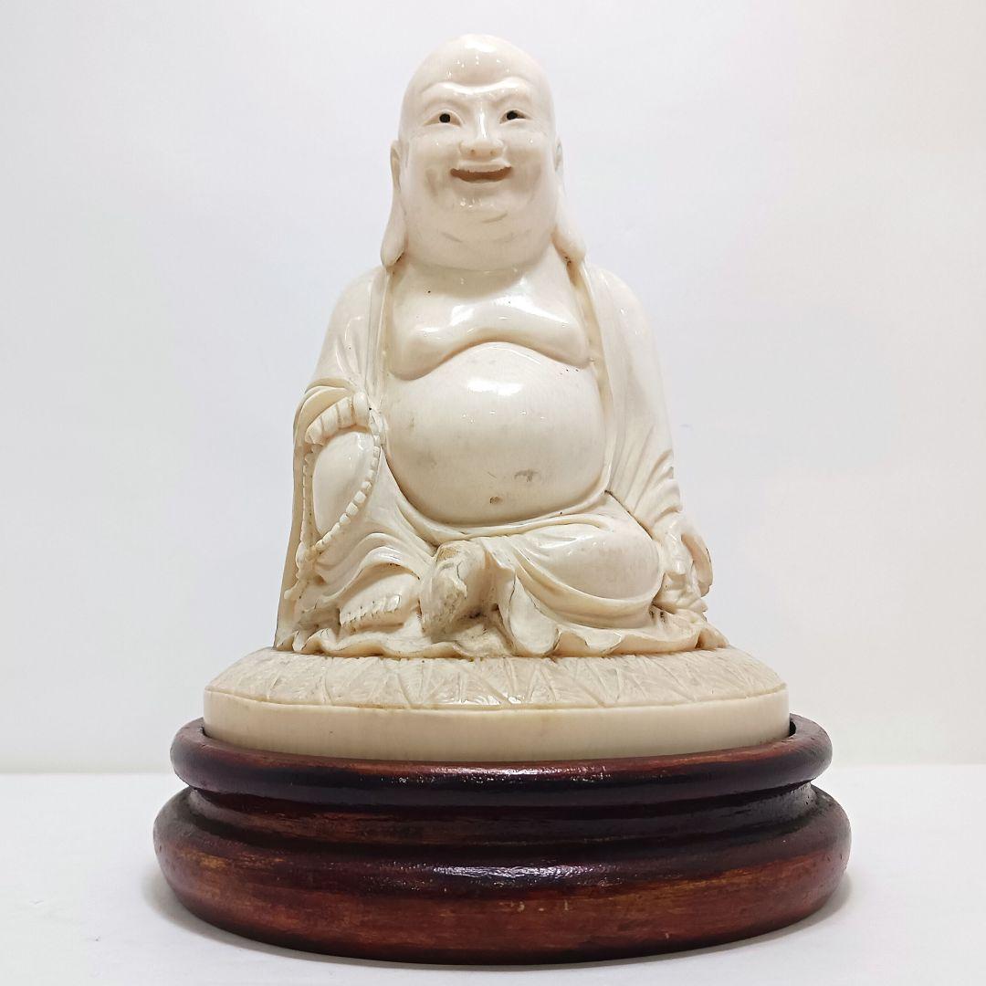 #7 高級彫刻 細密彫り 布袋様 置物 重量897g 唐木台付き