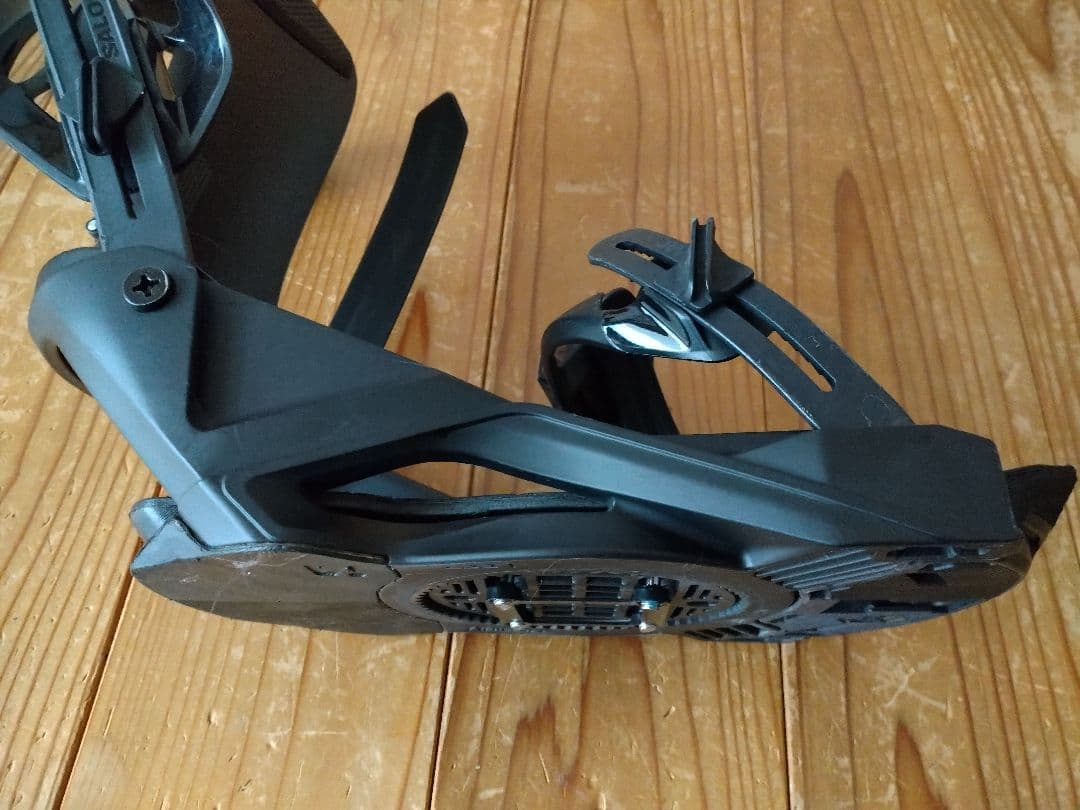 23-24 SALOMON RHYTHM サロモン リズム Mサイズ