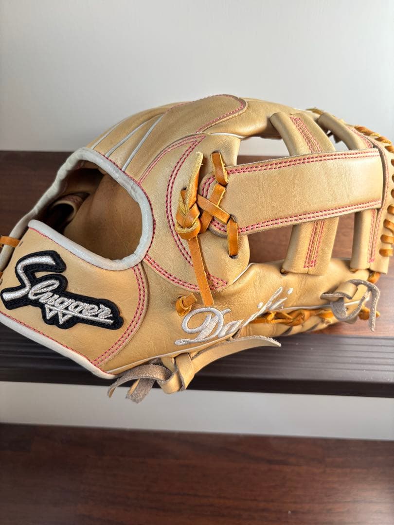 『とし』。スラッガー　軟式野球オーダーグローブ