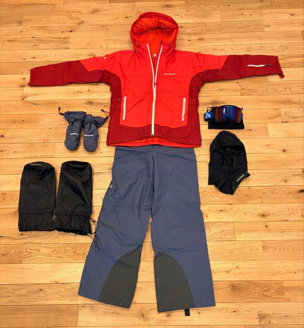 モンベルスキーウェア一式（5点）：上下ウェア（160）+手袋+マスク+ゴーグル