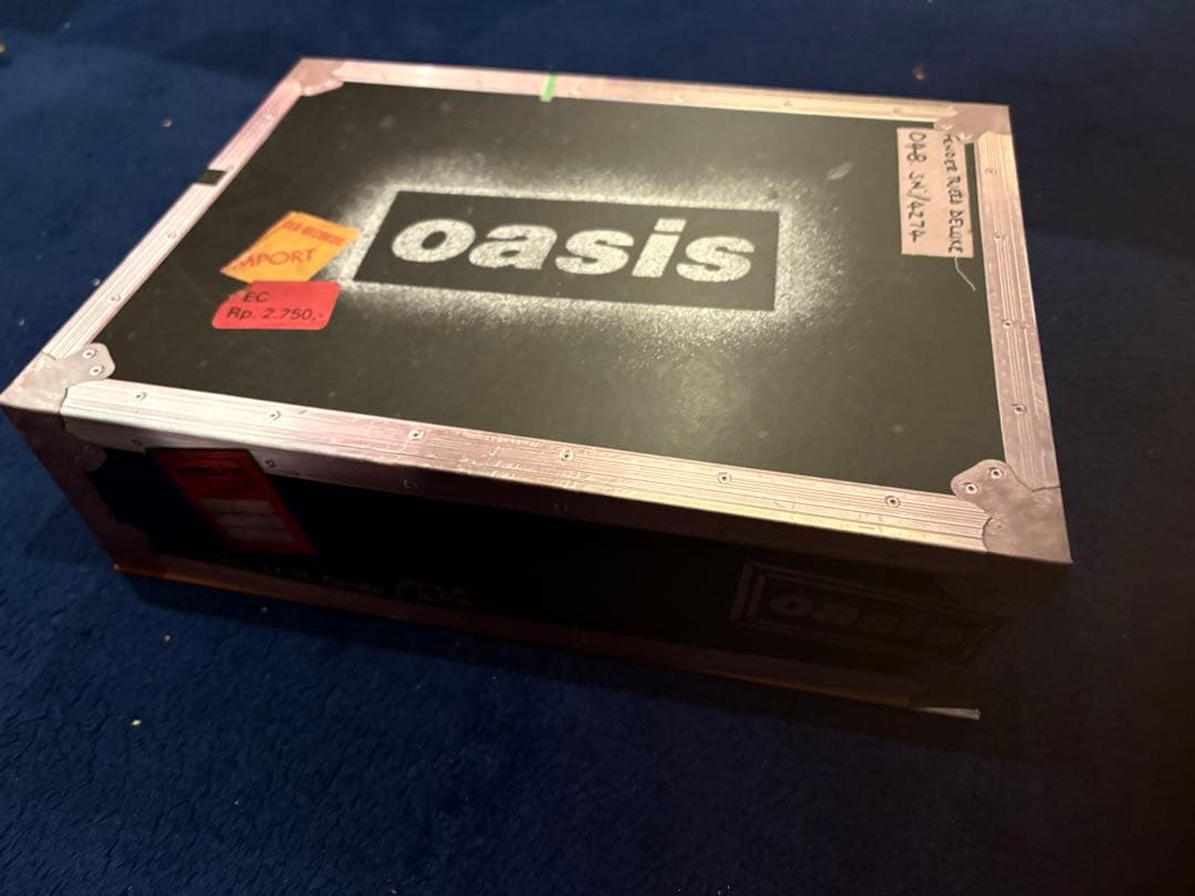 タ*ラ様 Oasis Fan Package VIPノベルティボックス　エディン
