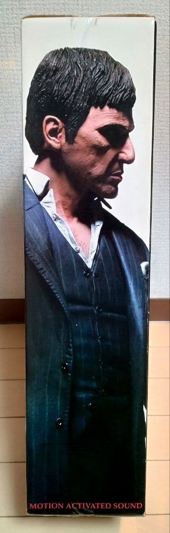 NECA Scarface スカーフェイストニーモンタナ 18インチ 青スーツ