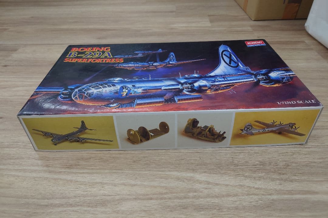 航空機・ヘリコプター Boeing B-29A Superfortress 1/72