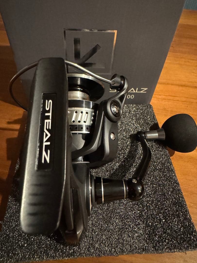 リール tailwalk STEALZ 8000