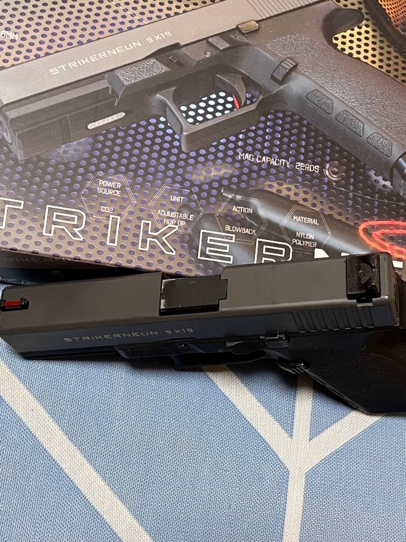 STRIKER9(NEUN ) 9X19 co2グロック