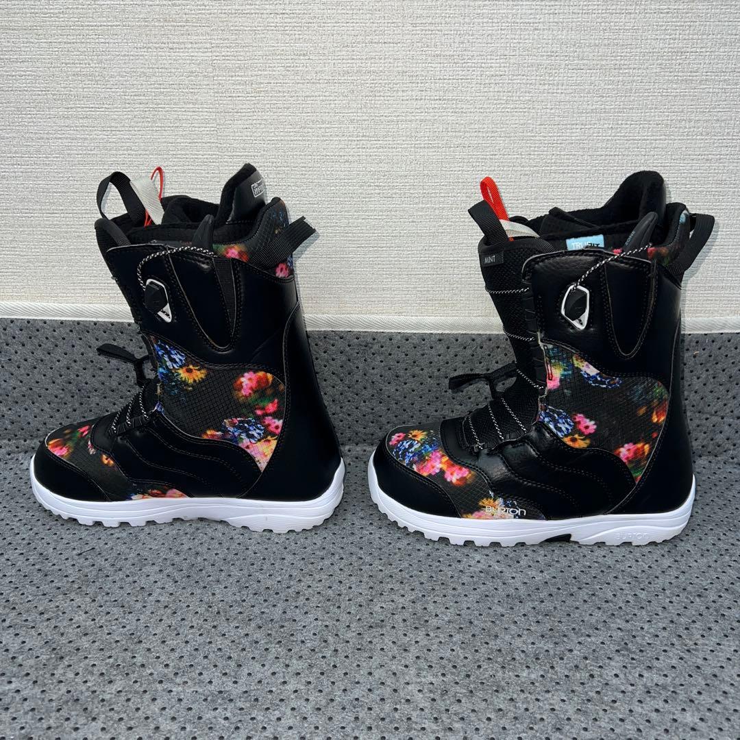 1回使用 23cm 希少 花柄 BURTON MINT AF レースブーツ