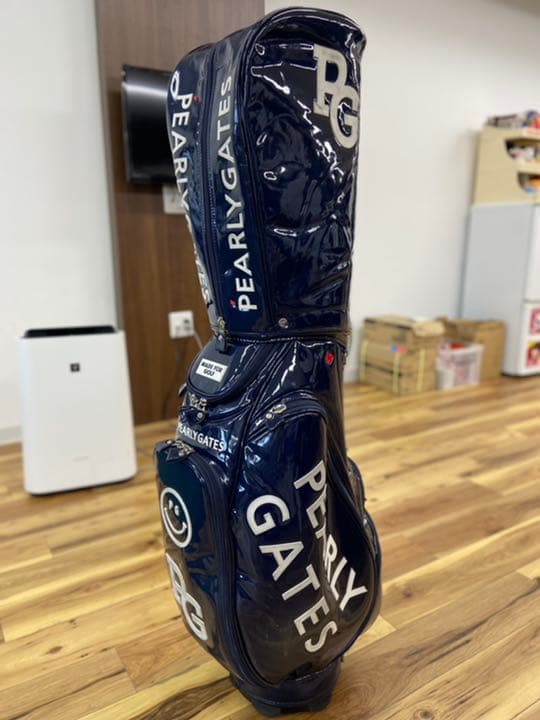 パーリーゲイツ　最新モデルキャディバッグ　エナメル