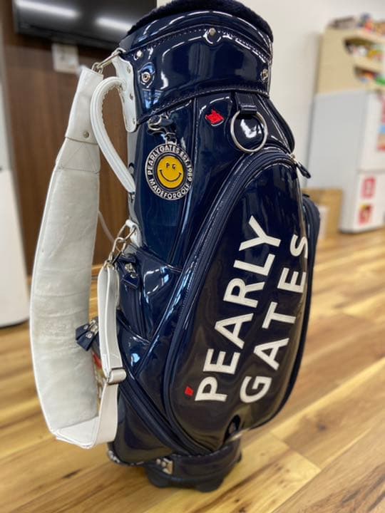 パーリーゲイツ　最新モデルキャディバッグ　エナメル