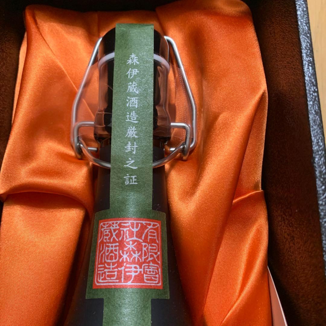 森伊蔵　720ml 長期熟成酒　かめ壺焼酎