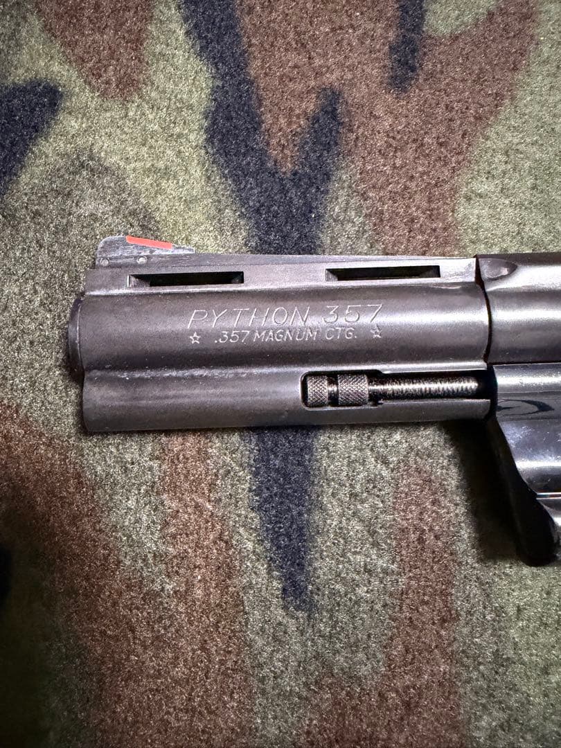 コクサイ モデルガン コルトパイソン 4インチ メガヘビーウェイト 未発火