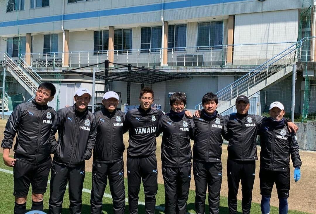 Puma☓ジュビロ磐田　プラクティス厚手パンツ 裾ジッパー付き