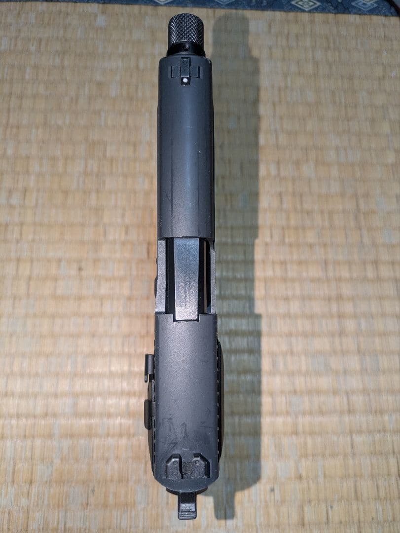 東京マルイSIG P226E2ガスブローバック予備マグ2本6.01バレルサバゲー