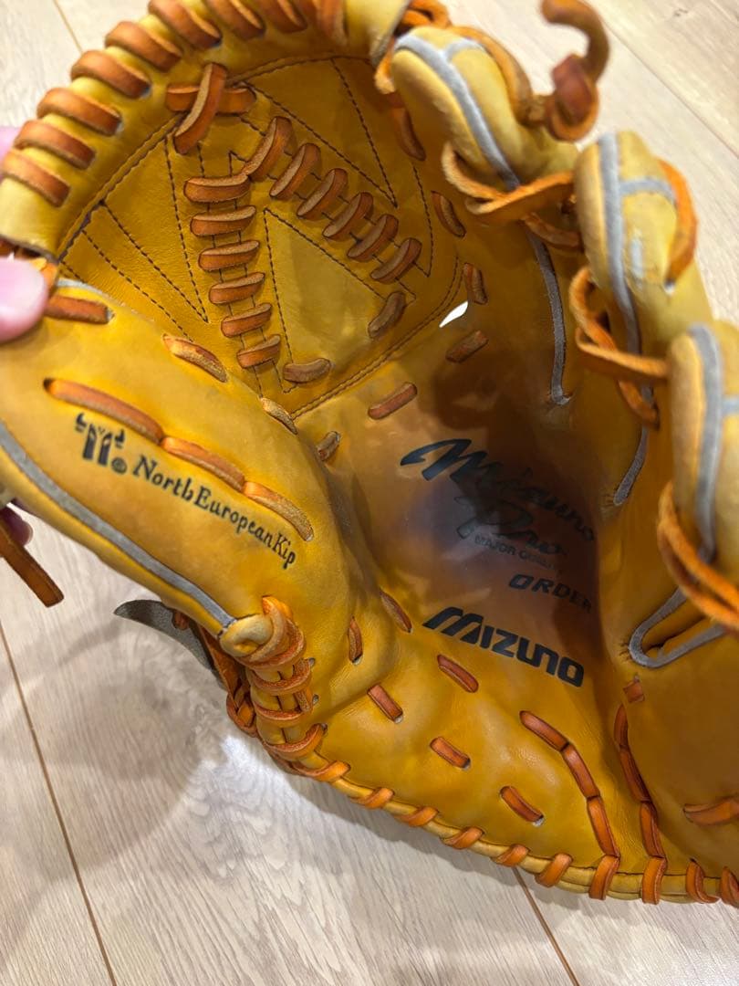 ミズノプロ一般硬式投手オーダーグローブ！高校野球対応品！ノースヨーロピアンキップ