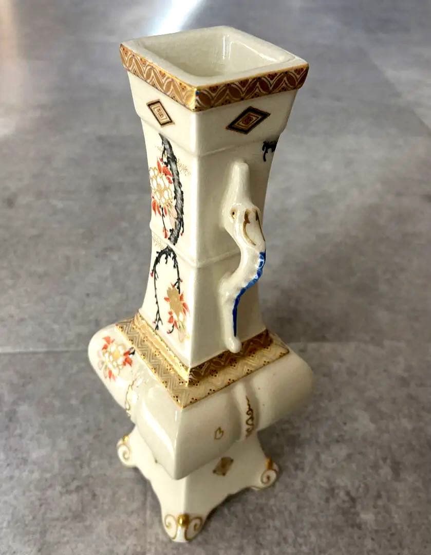 薩摩焼　人間国宝　十五代　沈壽官作　花瓶　桜花図　古美術品　骨董品