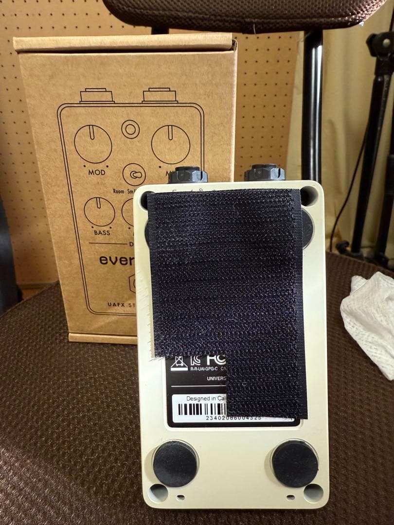 UAFX EVERMORE リバーブ