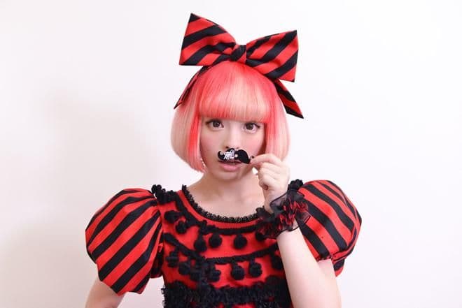 きゃりーぱみゅぱみゅ　直筆サイン