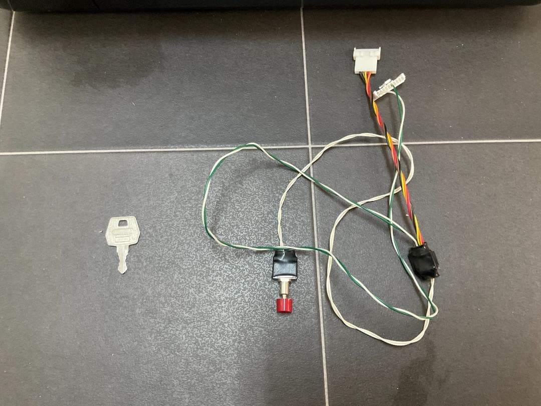 オリンピア「ねぇ～ねぇ～島娘」【10円玉仕様】 設定キー＋不要ハーネス付き